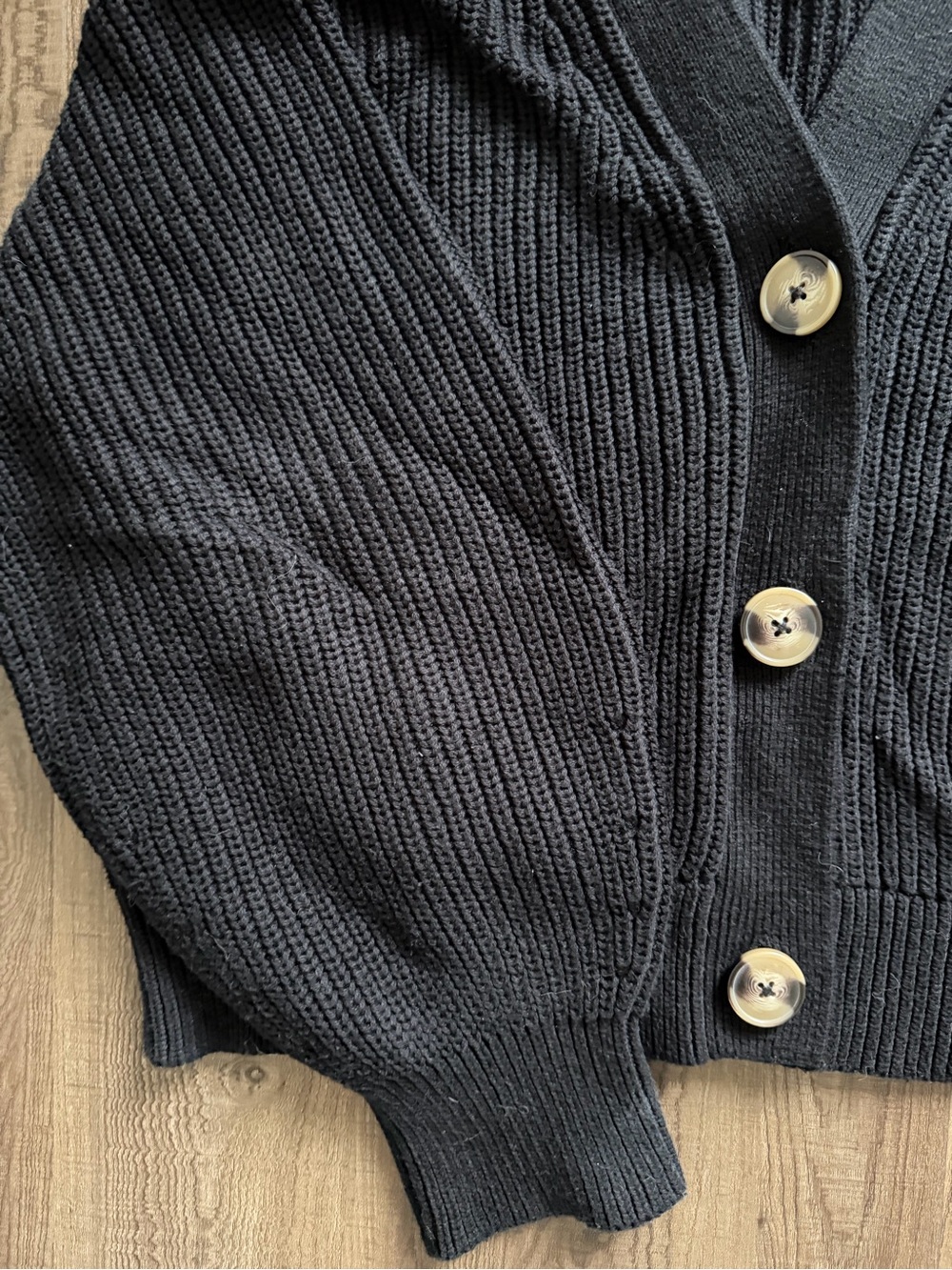 H&M Chunky Button-Front Cardigan - Picture 3 of 4
